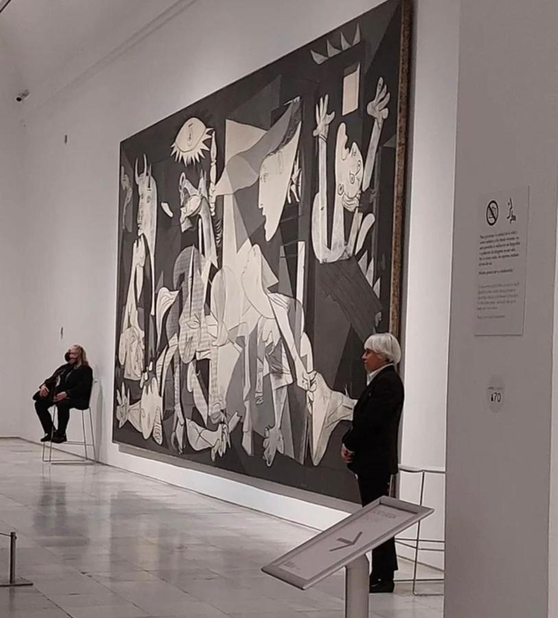 马德里Reina Sofia Museum House公寓 外观 照片