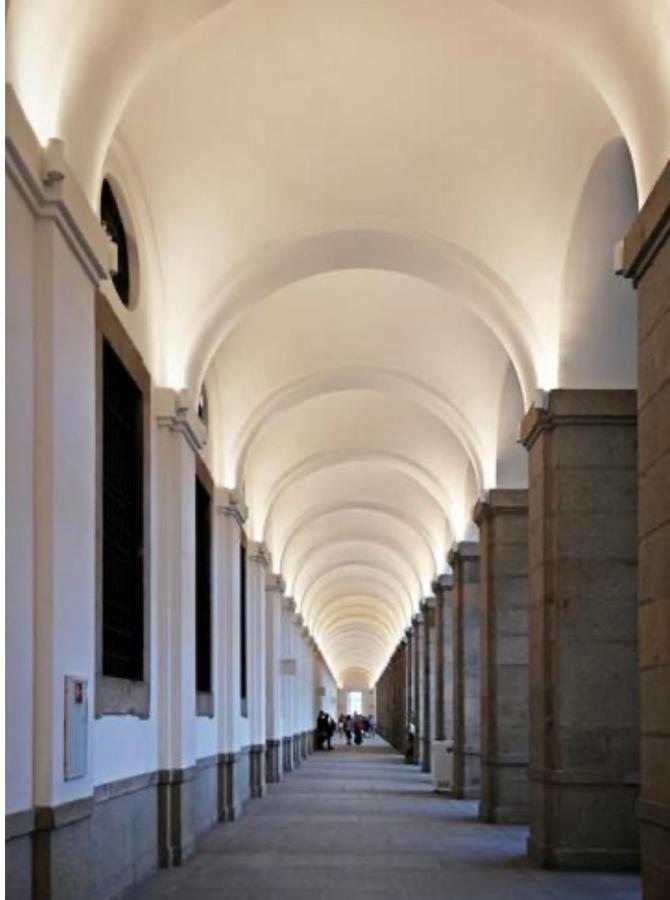 马德里Reina Sofia Museum House公寓 外观 照片