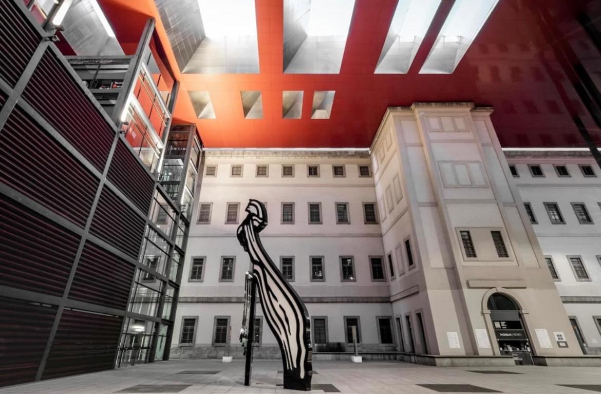 马德里Reina Sofia Museum House公寓 外观 照片